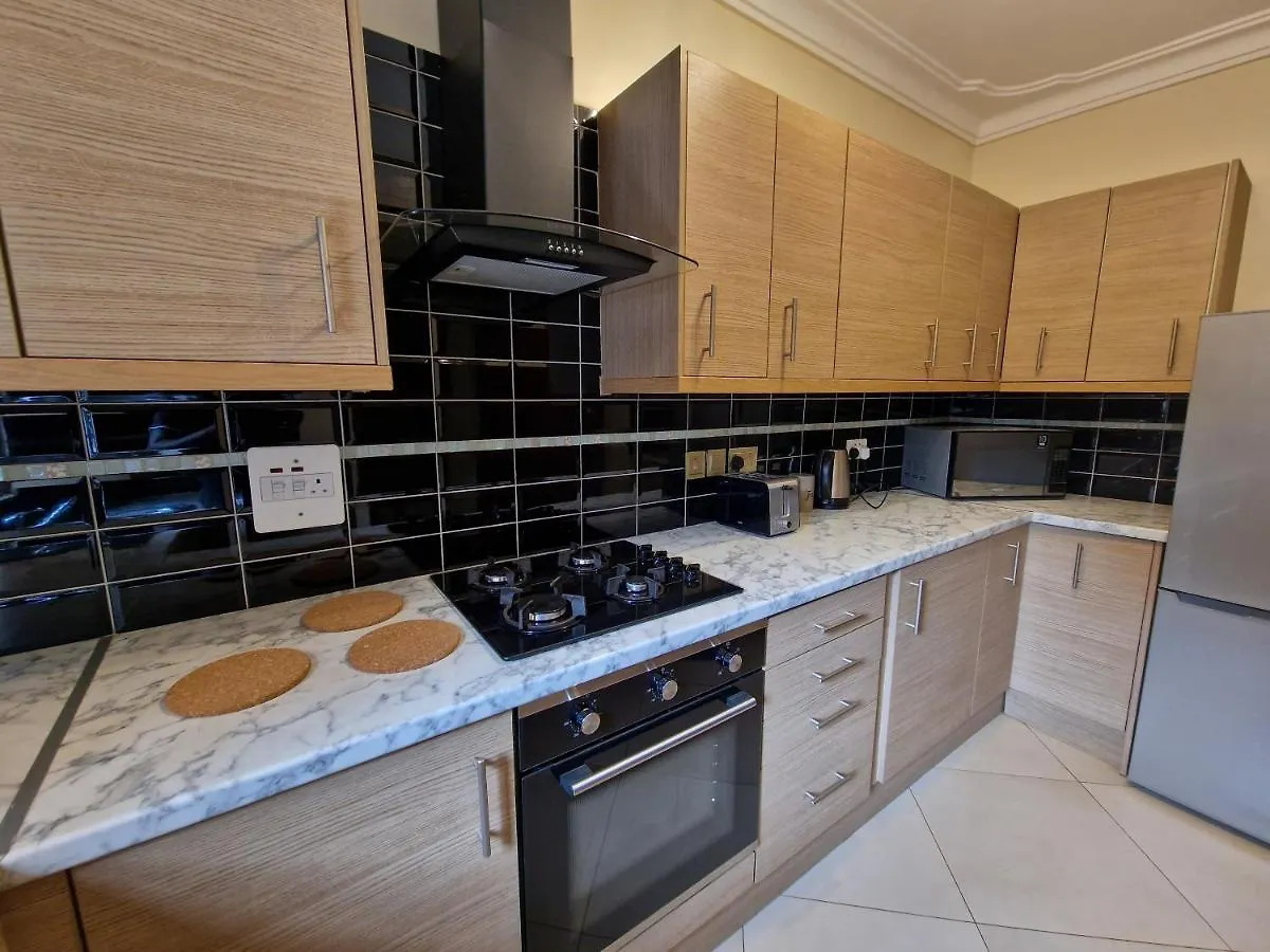 Eric Wilkins Apartments Kampala 3*, Lubowa