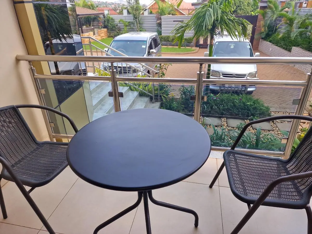 Aparthotel Eric Wilkins Apartments Lubowa