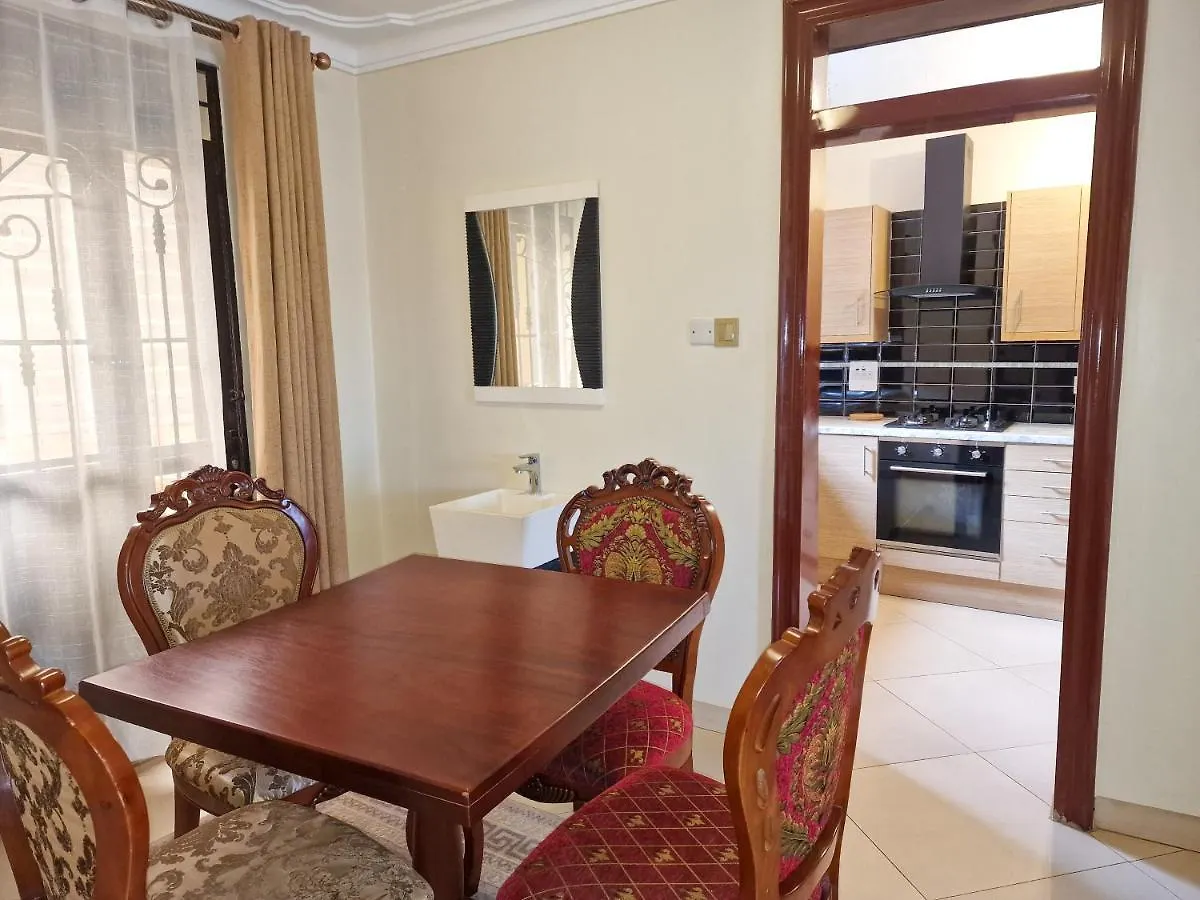 Eric Wilkins Apartments Lubowa 3*,